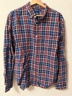Old Navy Men's Blue and Red Plaid Button-Down Shirt